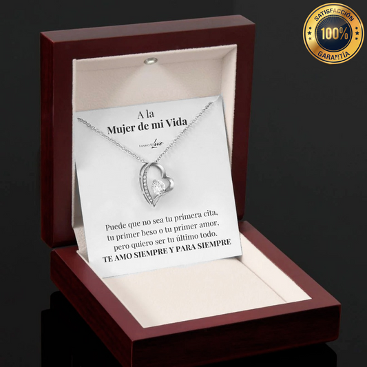 COLLAR CORAZÓN ETERNO + Caja de madera con luz + Tarjeta dedicatoria